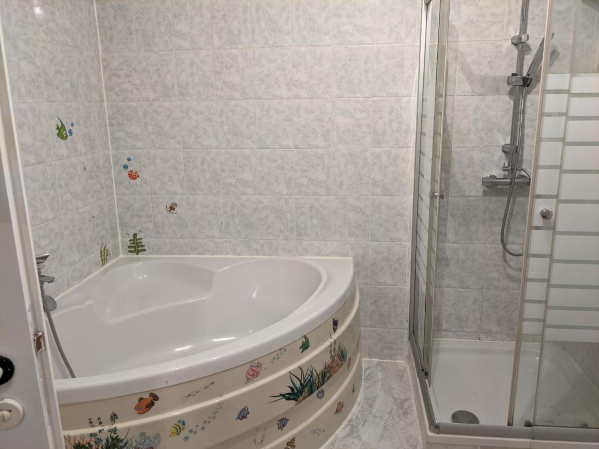 Ferienwohnung Ela Bexbach Экстерьер фото
